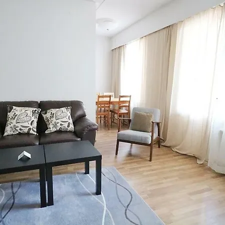 Ada & Alex - Fanny Jyväskylä